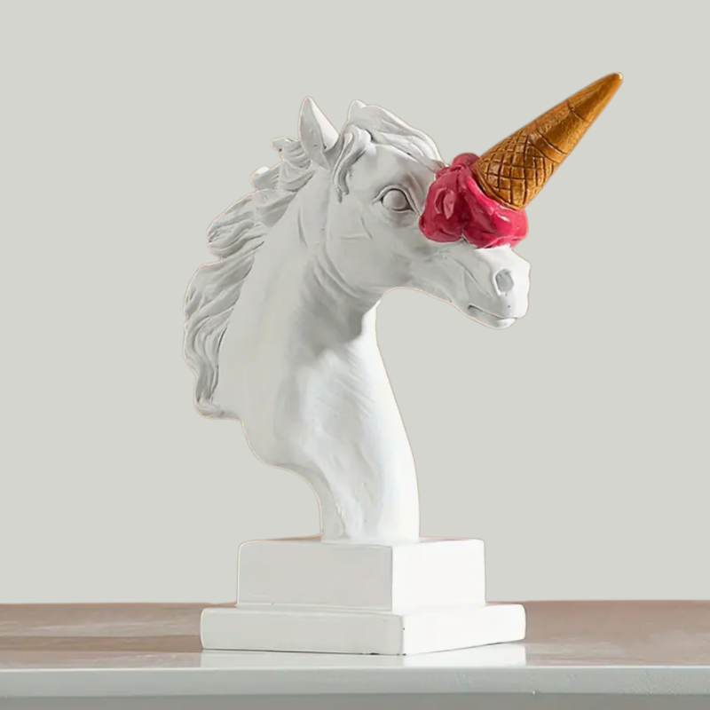 Unicorn Ice Cream Скулптура Цикламено