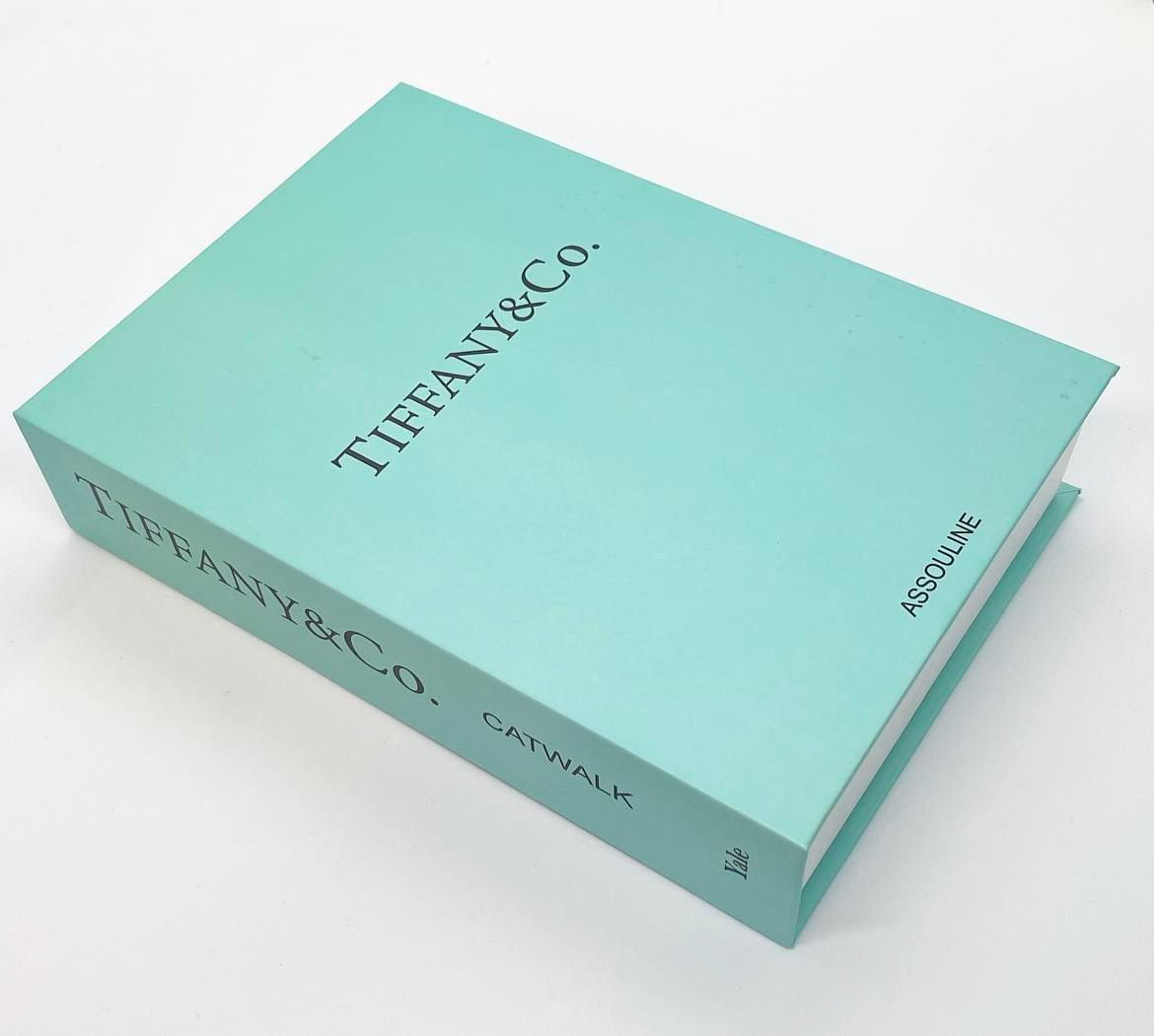 Tiffany & Cо книга декорация